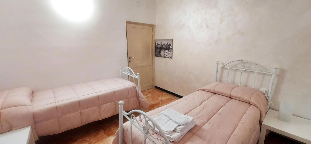 Le Case Di Elisa 4 Genoa Bagian luar foto